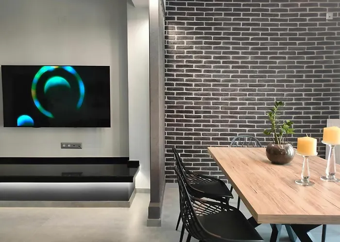 Meteora Scenic Loft דירה קאלאבאקה