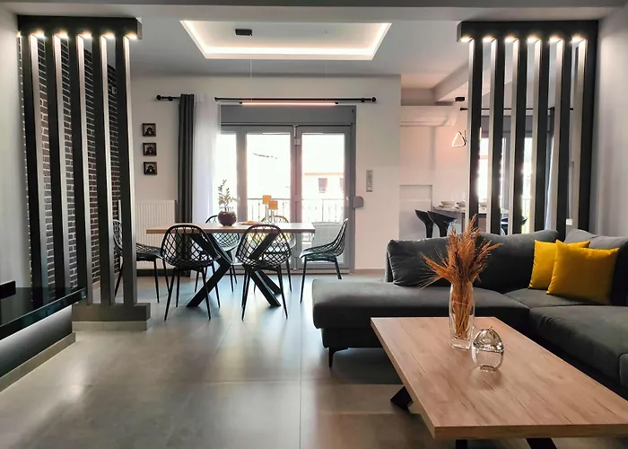 Meteora Scenic Loft דירה *